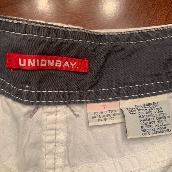 Unionbay junior shorts size 7  - Picture 2 of 3